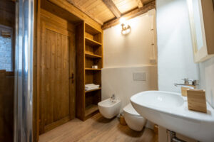 BAGNO CAMERA FAMIGLIARE